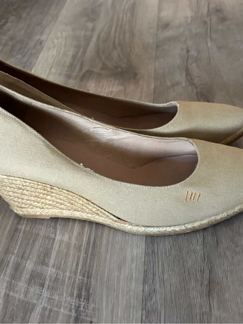 Viscata Barcelona Women's Tan Canvas Espadrille Wedge 39